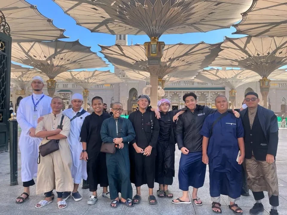 Halaqoh & Kajian Overseas Bersama Ustadz Dr. Ariful Bahri Di Tanah Suci