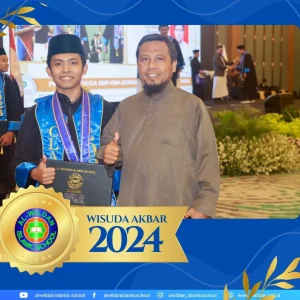 Wisuda Akbar T.A 2024/2025