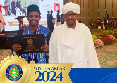 Wisuda Akbar T.A 2024/2025