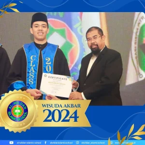 Wisuda Akbar T.A 2024/2025