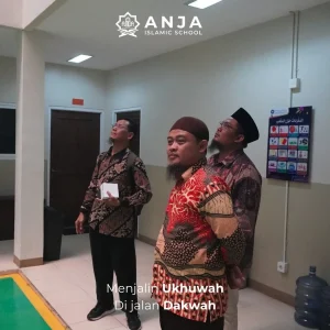 الزيارة الدراسية من قبل مدرسة أنجا الإسلامية