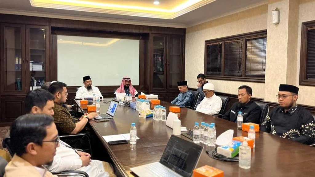 Visit of Dr. Abdullah Bawazier, CEO of Iqra Arabiya Umm al-Qura University, Makkah