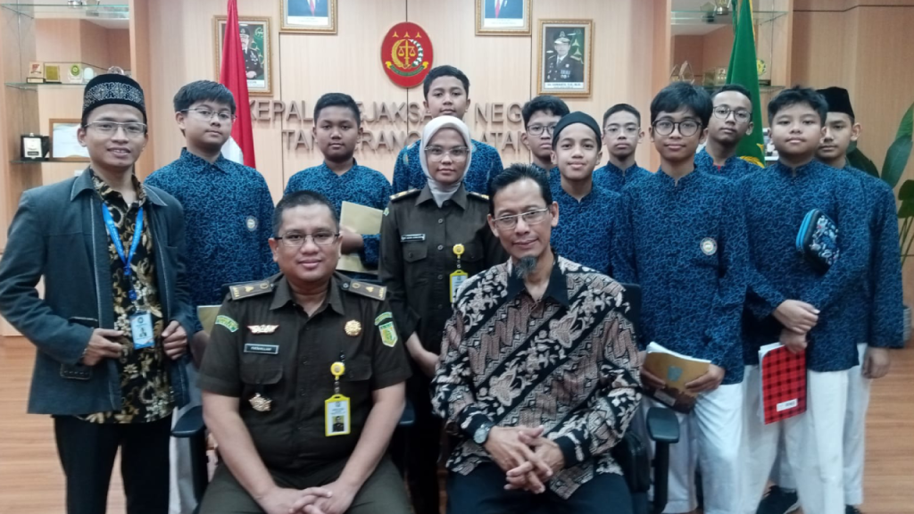 Program Education Tour "Anti Bullying" ke Kejaksaan Negeri Tangerang Selatan
